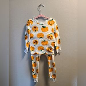 (3/$10) 3T Girls, Old Navy, Pumpkin Halloween Print Pajamas (2-piece set)